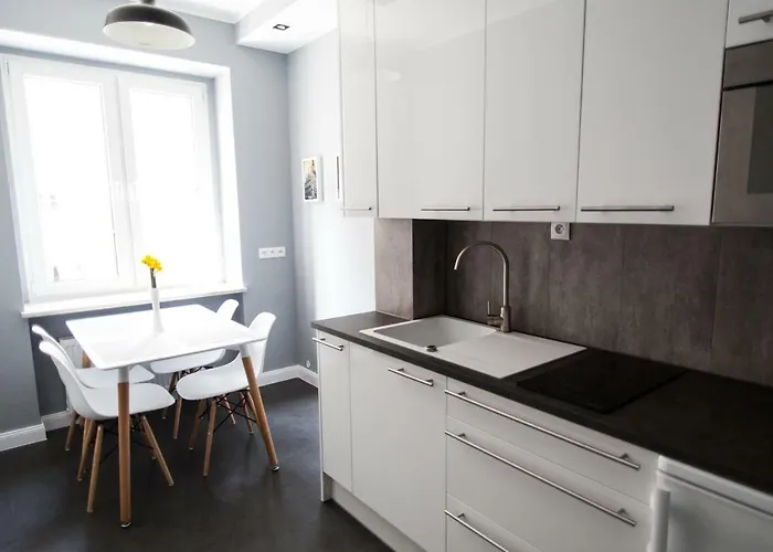 Szczesliwa 13 Διαμέρισμα *